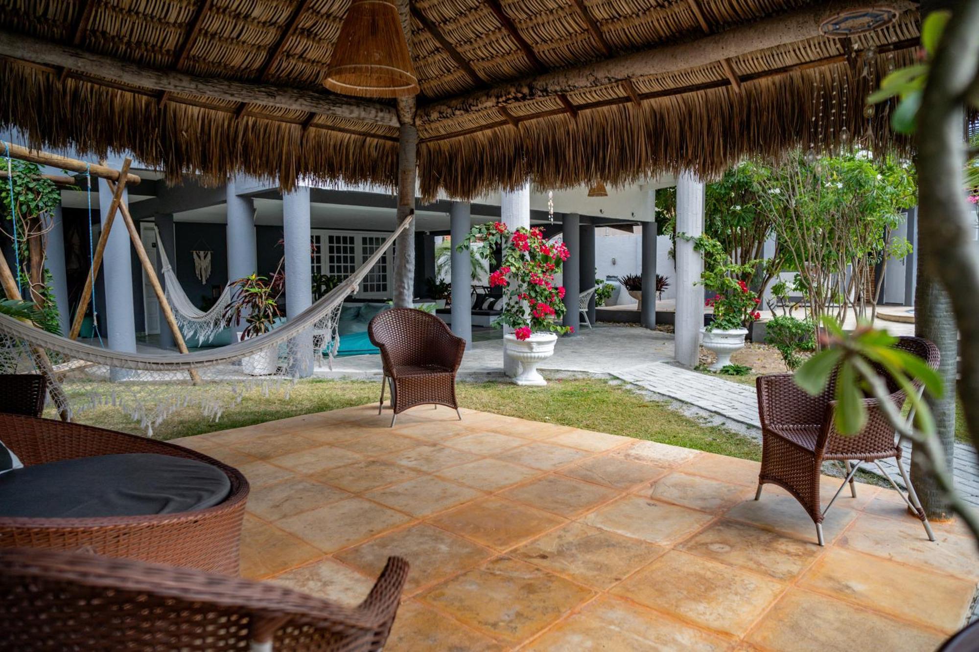 Hotel Pousada Coconut Cumbuco Extérieur photo